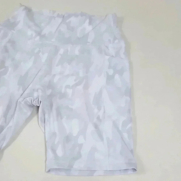 Buffbunny White Camo Biker Shorts - Picture 5 of 9